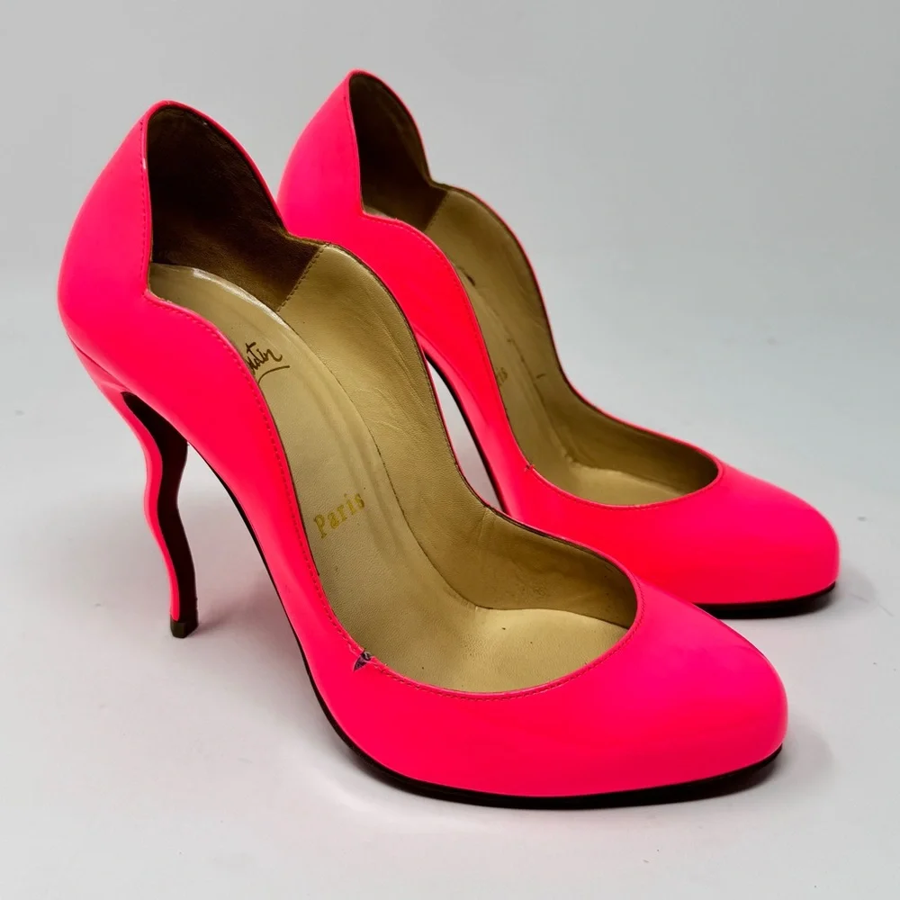 Christian Louboutin Pink Wavy Dolly Patent Heels Size 35.5